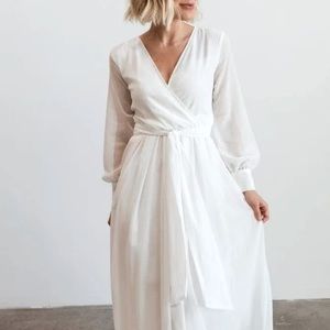 Boltic Born White Boho Dress. Never worn, in perfect condition. Size XS